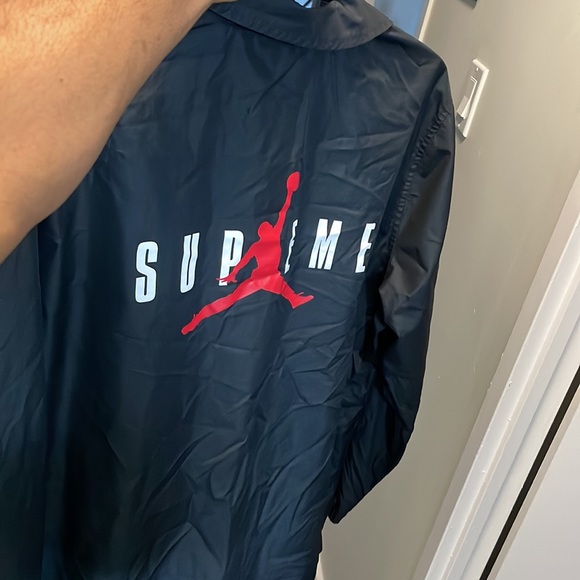 Supreme X Jordan Coach’s Jacket - Picture 3 of 4